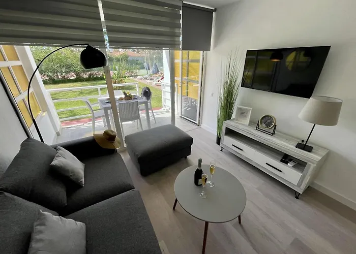 Διαμέρισμα Pretty Pool View Πλάγια ντελ Ινγκλές