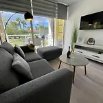 Pretty Pool View Apartament