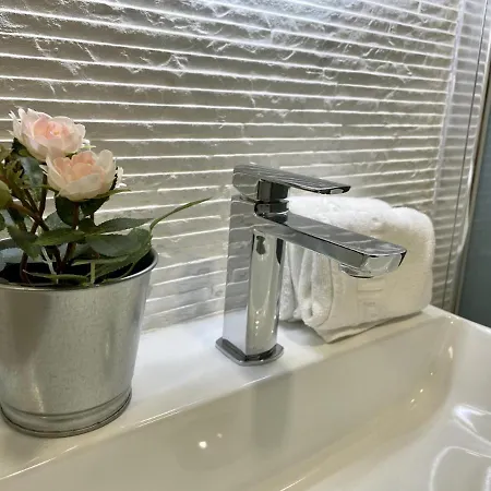 Апартаменты Pretty Pool View *