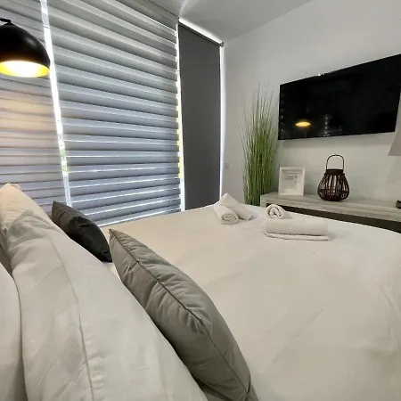 公寓 Pretty Pool View 普拉亚戴尔雷安格莱斯